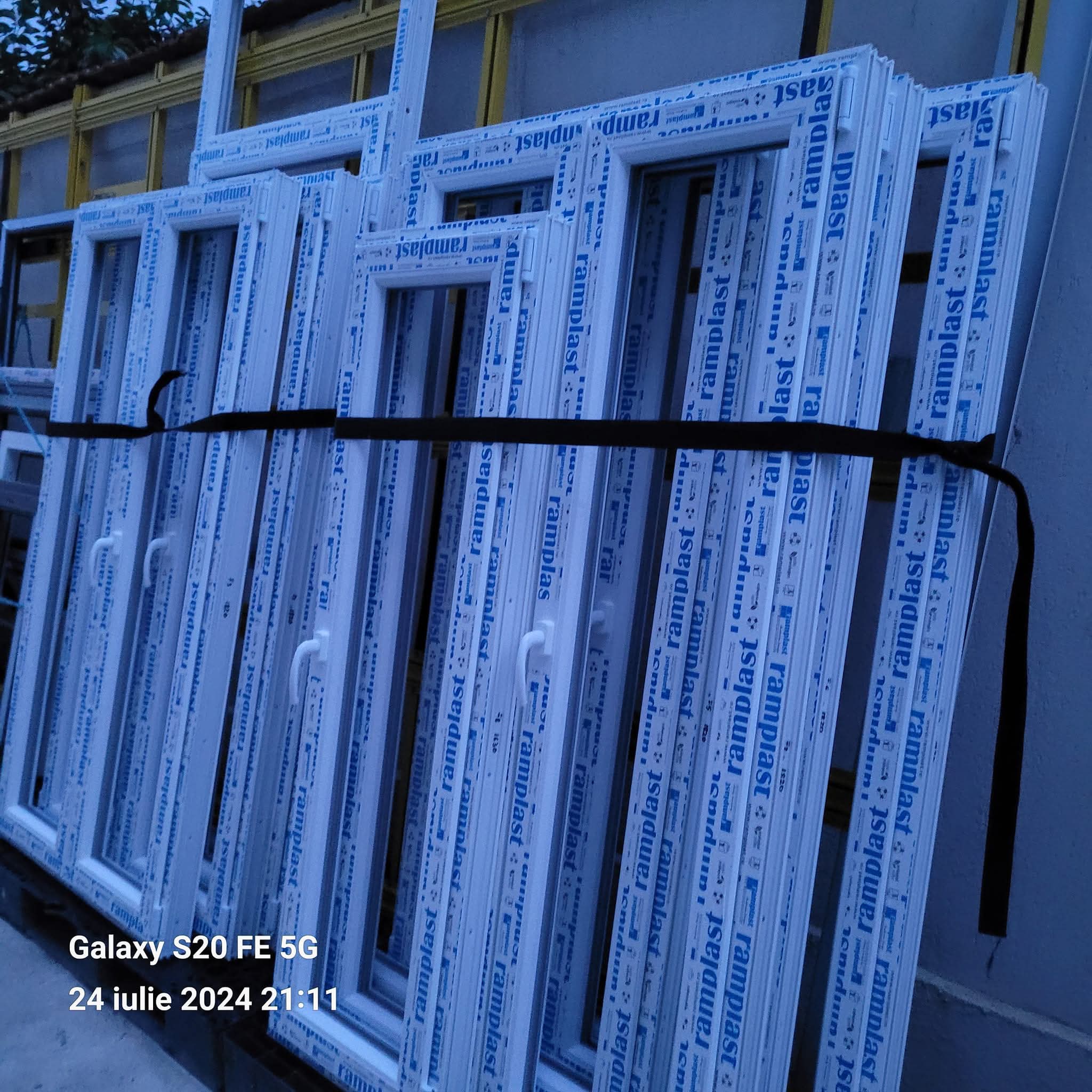 Lucrare COSTI SYSTEM 16 — termopane, uși PVC și sisteme de umbrire