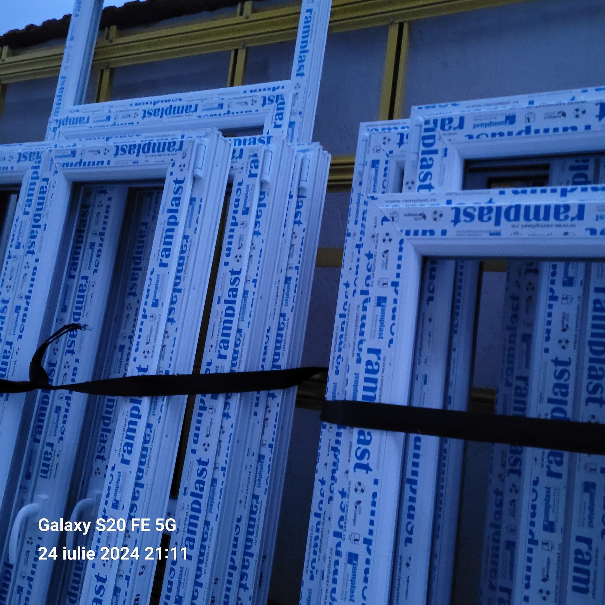 Lucrare COSTI SYSTEM 14 — termopane, uși PVC și sisteme de umbrire