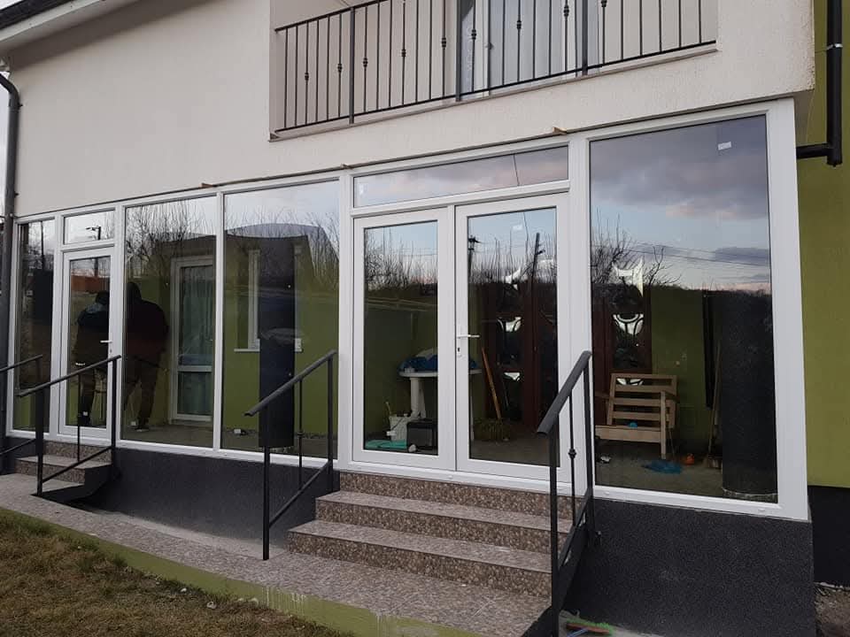 Lucrare COSTI SYSTEM 46 — termopane, uși PVC și sisteme de umbrire