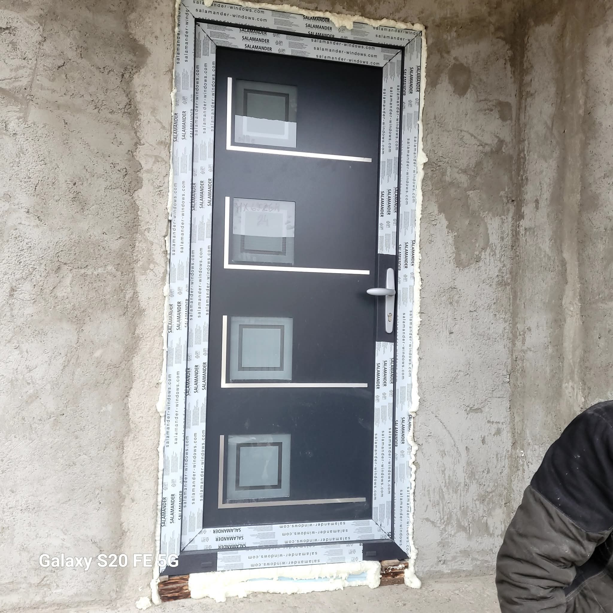 Lucrare COSTI SYSTEM 4 — termopane, uși PVC și sisteme de umbrire