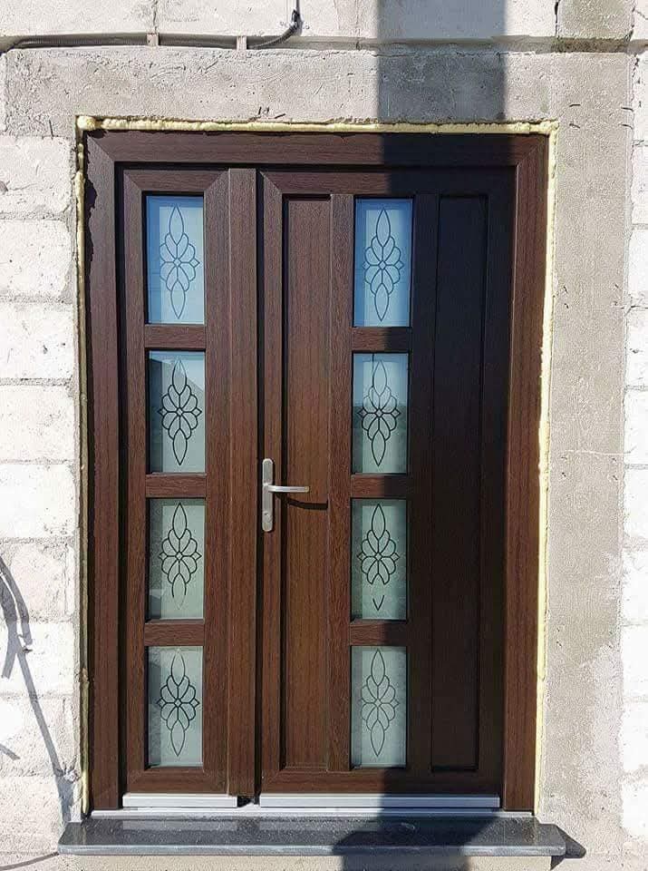 Lucrare COSTI SYSTEM 60 — termopane, uși PVC și sisteme de umbrire