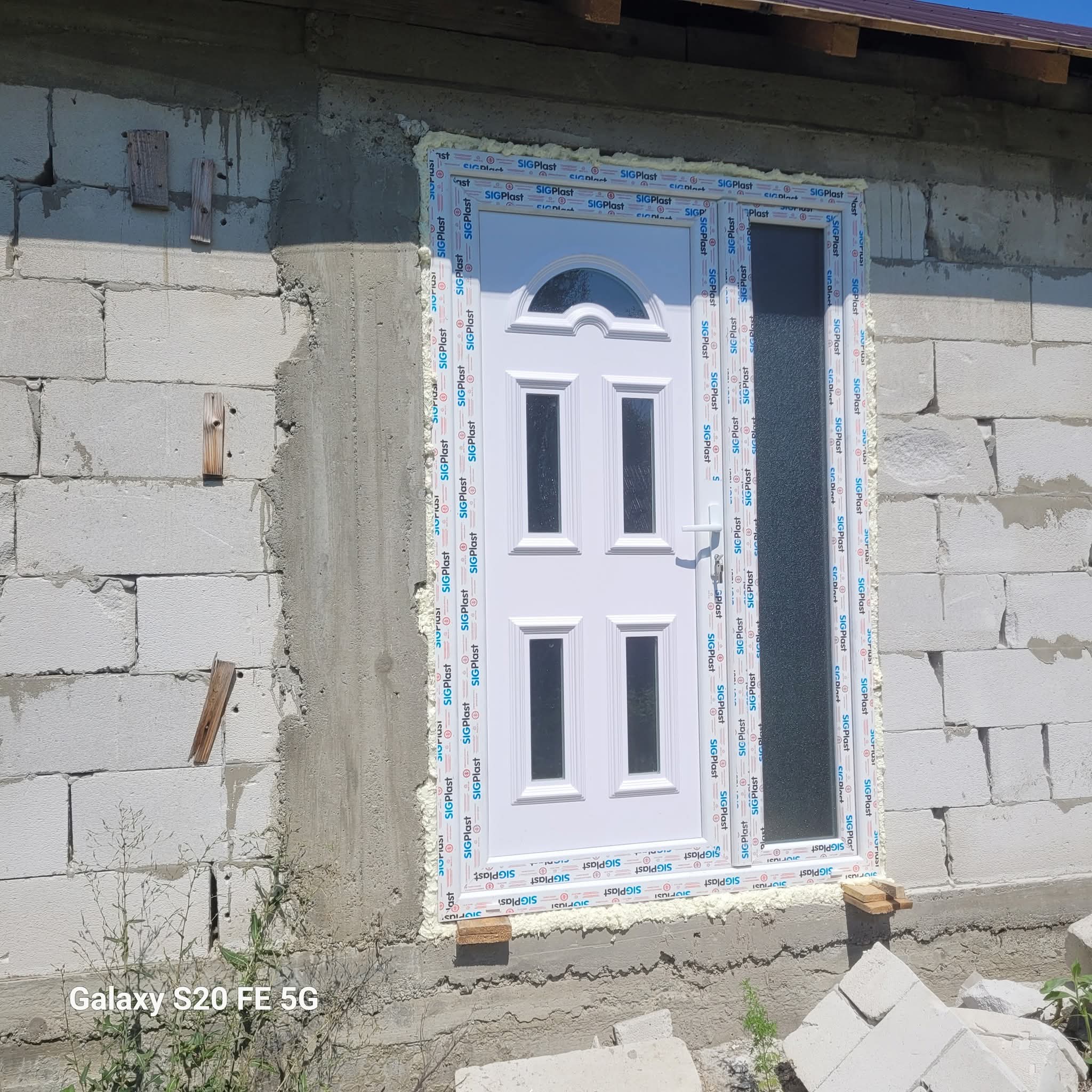 Lucrare COSTI SYSTEM 5 — termopane, uși PVC și sisteme de umbrire